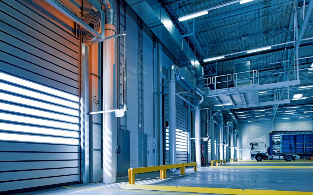 5 reasons why you should choose a local Warehouse Management Service over an International one.